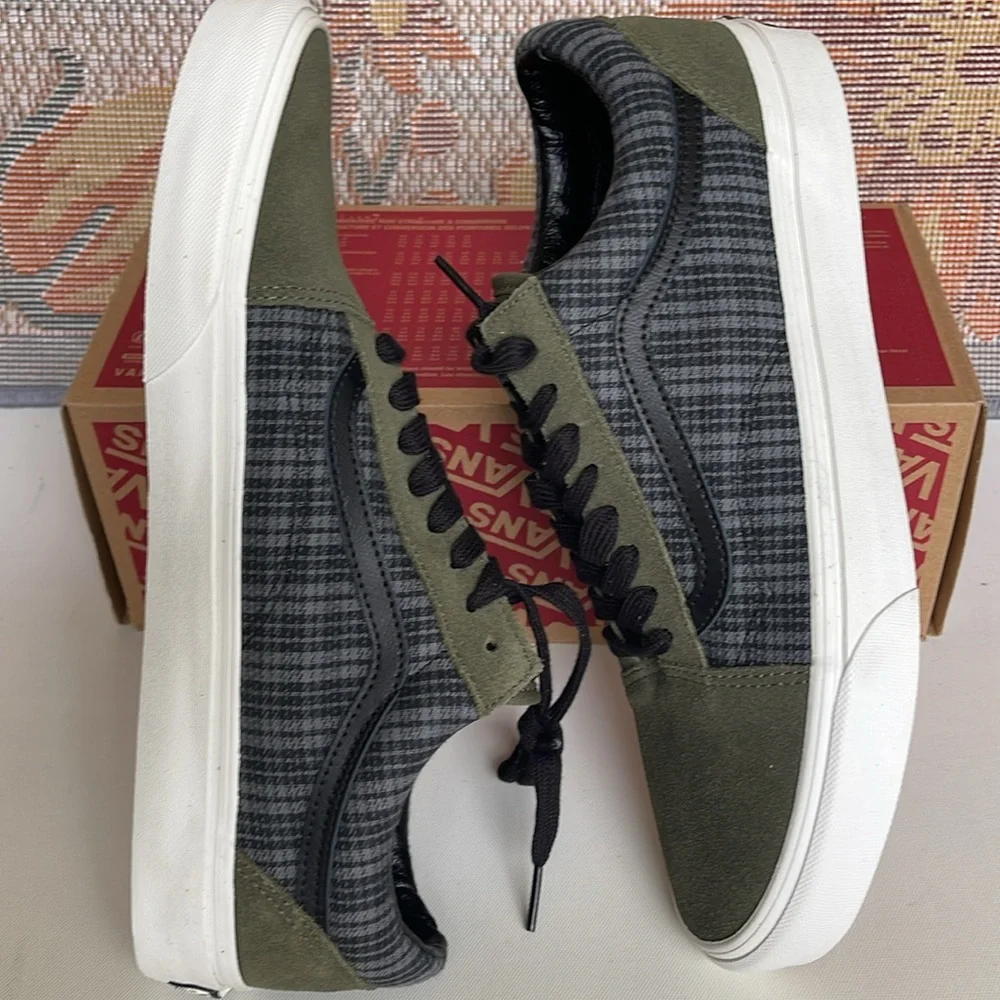 Vans Men’s Old Skool
Grunge Plaid Multi
VN000CP5BMB
Sneakers - Picture 12 of 16